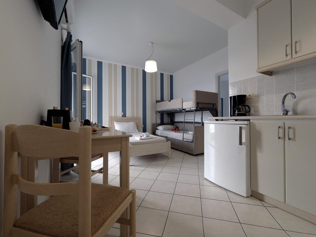 Filanthi Apartments 帕拉利亚维拉乔 外观 照片